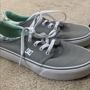 DC shoes